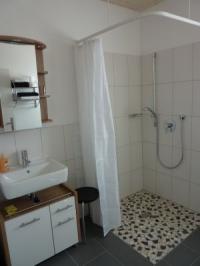 Extra grosse Dusche (100 x 100) - Bild 6: 4* FEWO im Neubau zw. Südschwarzwald, Hochrhein, Hegau, Bodensee u. Schweiz