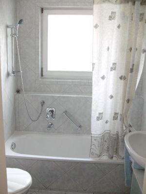 Bild 7: Ferienwohnung Trapp Mayer im ersten OG rechts 10 km vom Bodensee