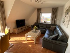 Bild 5: Fewo am Wieker Bodden 80m zum Wasser, Terrasse, Balkon, Garten, Fahrräder