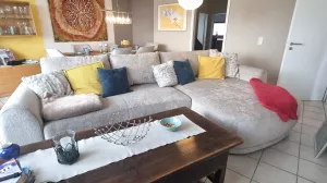 Wohnzimmer mit Kamin