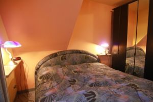 Bett mit 2 getrennten Matratzen