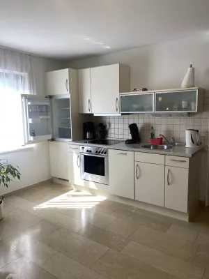 Wohnzimmer mit Küchenzeile