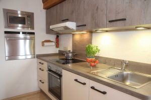 Bild 3: Großzügige Ferienwohnung im Allgäu mit Balkon - Landhaus Jörg