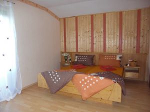 Unsere Zimmer sind sehr gemütlich eingerichtet...