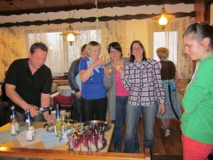 Sektempfang und mehr... Für die Kinder leckeren KiBa, für die Eltern leckeren Sekt, so fangen bei uns Partys an