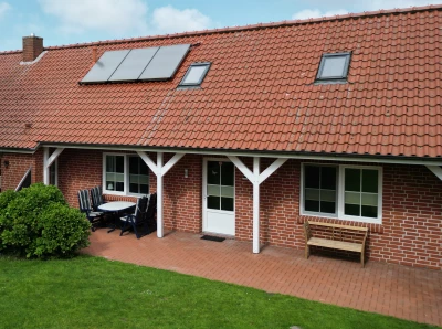 Ferienwohnung in Norden: FeWo "Landhaus Kolbe" (Whg. 1) an der ostfriesischen Nordseeküste