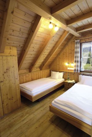 Schlafzimmer 2