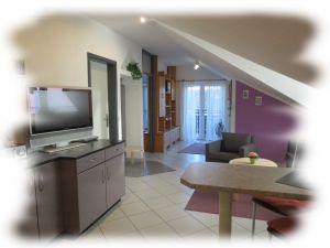 Wohnung (1) Wohn-Essbereich