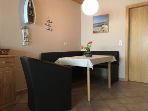 Lederessecke Typ 2 Wohnzimmer mit Essecke