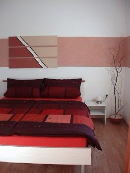 Apartment 1 Schlafzimmer mit Doppelbett, Bettwäsche steht Ihnen natürlich zur Verfügung