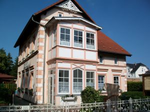 Villa Erika Sommer 2011 unsere "Villa Erika" mit frisch restauriertem Wintergarten