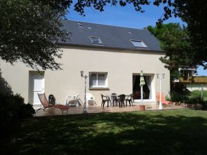 Bild 2: Les Salines, mit Hund am Strand, in den Dünen Lindbergh-Plage