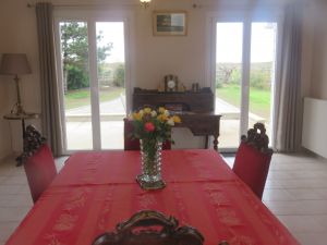 Bild 3: Ferienhaus mit Hunden am Strand Lindbergh-Plage, nähe Portbail; La Pacotte