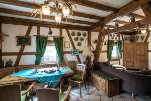 Ess- und Wohnbereich Ferienhaus Stift Ennenbach