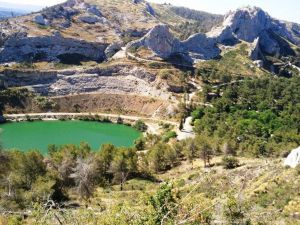 See bei den Alpilles 15 km entfernt vom Ferienhaus bei Plan d Orgon
