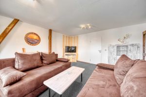 Bild 3: S05 Rügen, große behagliche Fewo mit Charme, zentrale Lage über dem Meer