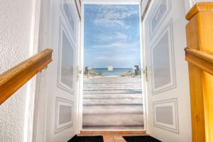 Bild 9: S05 Rügen, große behagliche Fewo mit Charme, zentrale Lage über dem Meer