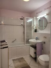 Bad , Badewanne , Dusche