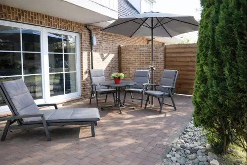 Wohnbereich mit Terrassenzugang