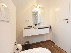 Bild 21: exklusive Reetdach Villa nur 500 Meter bis zum Strand für 6+2 Personen