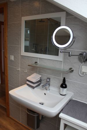 Badezimmer Bild 6: Ferienwohnung Haus Maria Hochschwarzwald