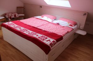 Schlafzimmer mit Doppelbett Bild 11: Ferienwohnung Haus Maria Hochschwarzwald