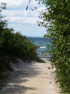 vom Privatweg zum Strand