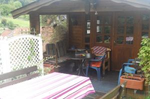 Das Gartenhaus steht jedem Gast 
zum Grillen oder Entspannen nach Absprache zur kostenlosen Verfügung.