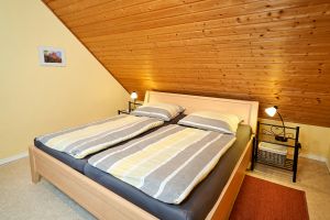 Alle Betten sind fertig bezogen.