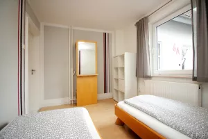 Schlafzimmer 2 C1