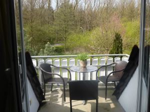 Unterkunft mit Balkon,Terrasse mit Grillecke und Garten.