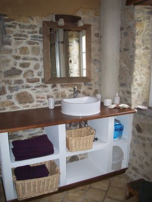 Bild 11: La Mare aux Moines, normannisches Natursteinhaus 18. Jahrhundert, Kamin