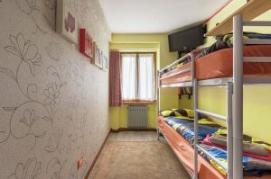 Hoch Bett für Kinder