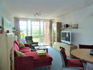 Bild 1: Ferienwohnung mit 2 Schlafzimmern am Seedeich