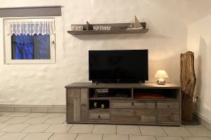 Fernsehen ist das einzige Schlafmittel, das mit den Augen eingenommen wird...