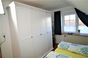 Bild 8: Norddeich Ferienwohnung "Jolle" bis 4 Personen+Hund 2 Schlafzimmer WLAN