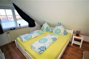 Bild 6: Norddeich Ferienwohnung "Jolle" bis 4 Personen+Hund 2 Schlafzimmer WLAN