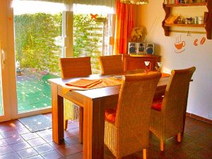 Bild 1: Ferienhaus Peerkieker am Reiterhof vor Greetsiel