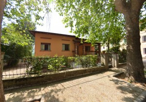 Ferienhaus in Cascine di Buti: Ferienhaus "Elisa" mit eingezäunten Garten und priv. Pool in der Toskana