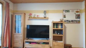 Bild 7: komfortable Fewo, "Fürbüüni", DG 4 Pers., Balkon, 2 DZ, 2 DU/WC, w-lan