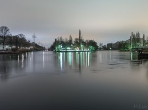 Falls man mal nicht in die Hotspots geht. Das Motto: Ruhig wohnen, dann mitten ins Leben. Rund um die Uhr High-Life nervt.