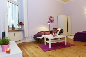 Bild: Zentral! Niedliches 1-Zi.-Apartment (45 qm) - (048) - English text below