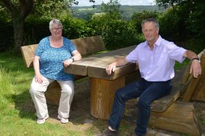 Ihre Gastgeber, Sonja & Christoph Fischer freuen sich über Ihren Urlaub bei uns in der Vulkaneifel!