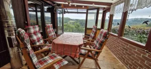 Bild 3: Panorama Ferienhaus am Waldrand - kompl. eingezäunt