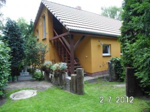 Eine Treppe für in die obere Etage unseres Gartenhauses.