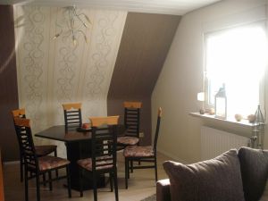 lädt ein zur geselligen Runde oder auch als ruhiger Arbeitsbereich