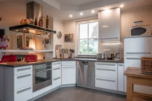 Bild 7: Reethaus Tromper Wiek, WallBox, umzäuntes Grundstück, inkl. Nebenk./Wlan