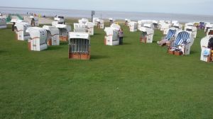 Badestrand mit Strandkörben in Norddeich