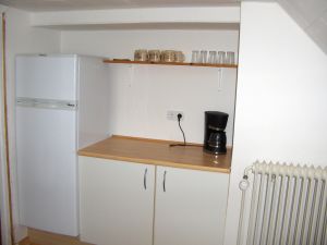 mit 4*-Kühl-Gefrierkombination