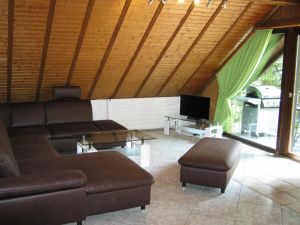 Hifianlage mit Radio und CD, Blu ray Player (DVD).